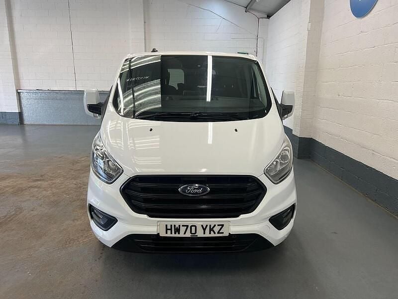 Used Ford Transit Custom Trend 130 HP (95 kW) 2021 White Estate