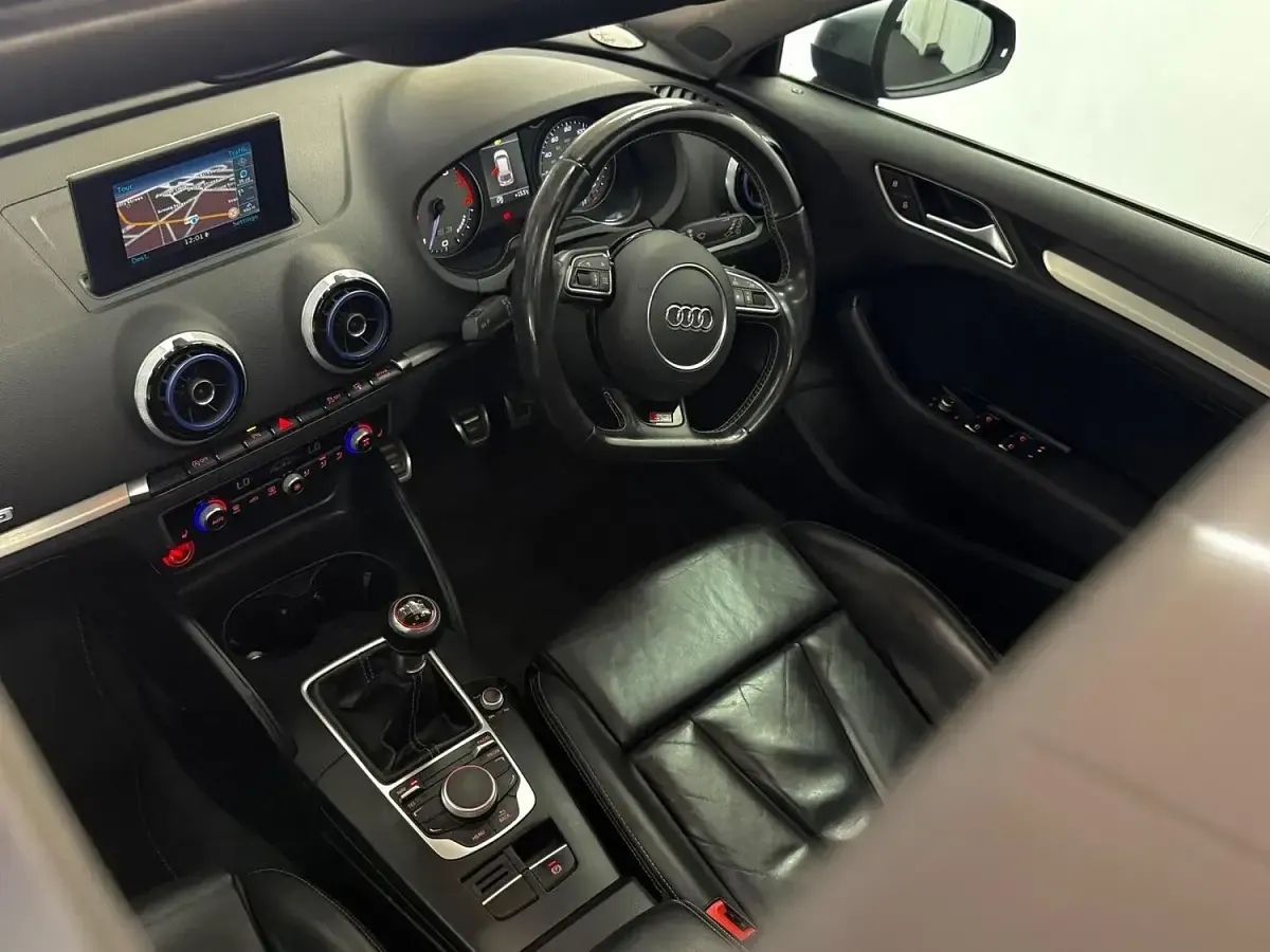 Used Audi S3 Sportback Design 300 HP (220 kW) 2015 Blue Hatchback