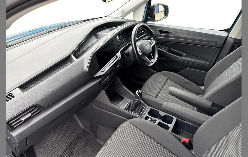 Used VW Caddy Pro 102 HP (75 kW) 2022 Blue MPV