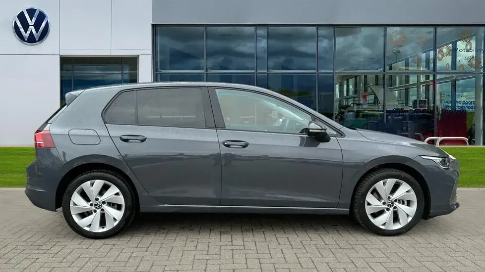 Used VW Golf VIII Match 204 HP (150 kW) 2025 Dolphin grey metallic