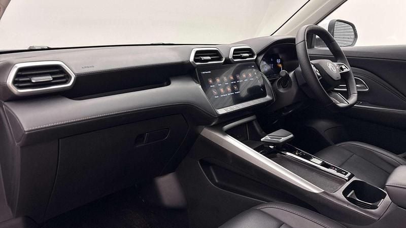 Used MG ZS Trophy 196 HP (144 kW) 2025 White SUV