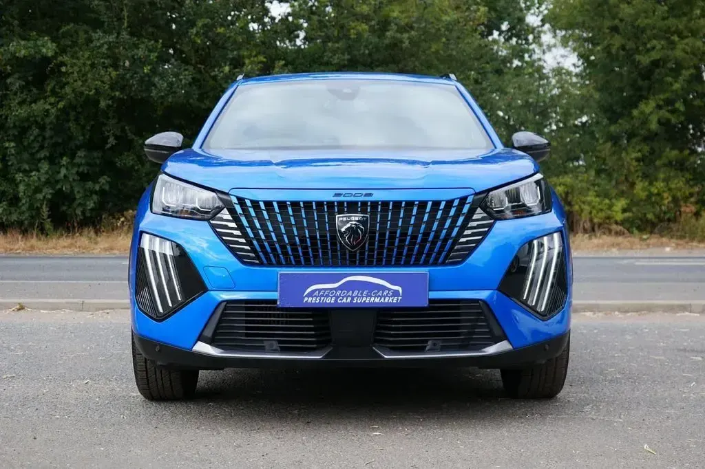 Used Peugeot 2008 Allure 130 HP (95 kW) 2024 Blue SUV