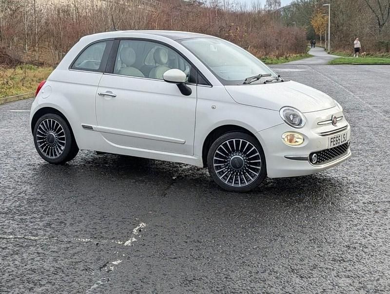 Used Fiat 500 Lounge 69 HP (50 kW) 2015 White Hatchback