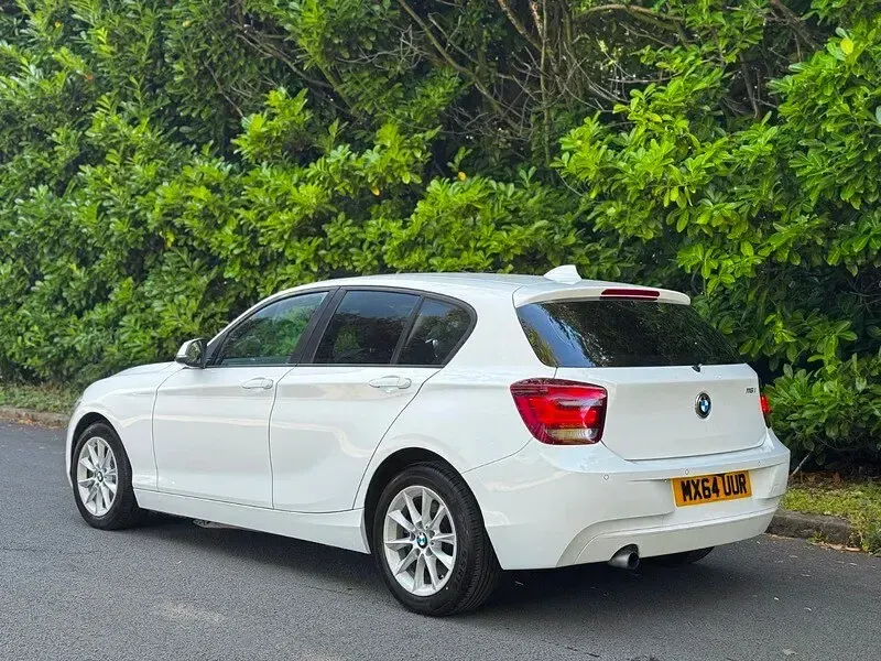 Used BMW 116 Sport Line 2014 White Hatchback