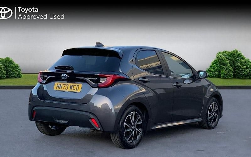 Used Toyota Yaris Hybrid Design 116 HP (85 kW) 2026 Hatchback