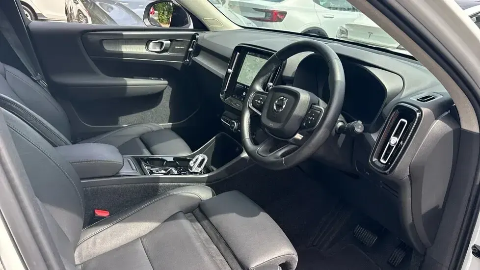 Used Volvo XC40 Ultra 2025 White SUV