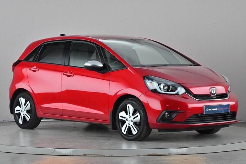 Used Honda Jazz Hybrid 109 HP (80 kW) 2022 Red Hatchback