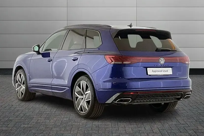 New VW Touareg Edition 286 HP (210 kW) 2026 Blue SUV