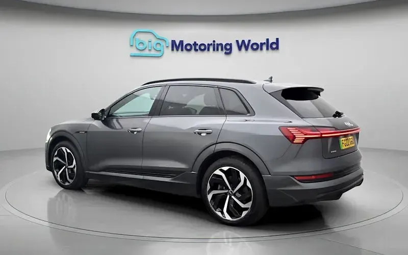 Used Audi e-tron Black Edition 300 kW (408 HP) 2022 Grey SUV