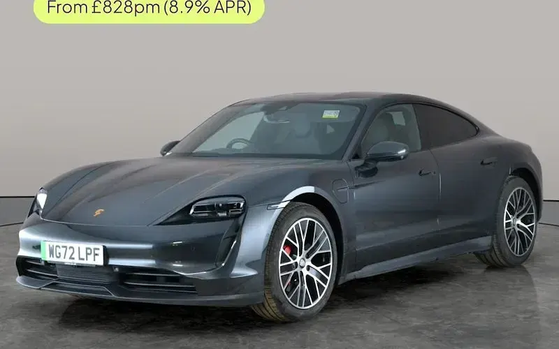 Begagnad Porsche Taycan Performance Package 389 kW (530 HK) 2022 Sedan