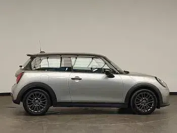 Used Mini Cooper Coupé Classic 204 HP (150 kW) 2024 Silver Coupe