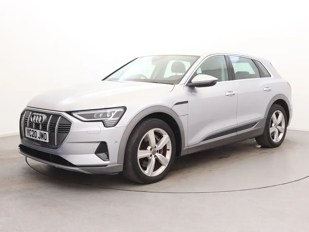 Used Audi e-tron Advanced 230 kW (313 HP) 2020 Silver SUV