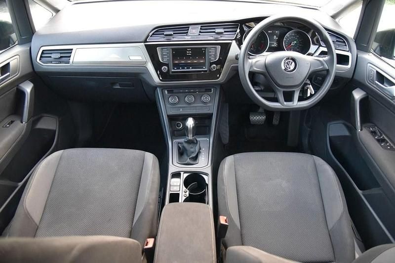 Used VW Touran S 115 HP (84 kW) 2016 Grey MPV