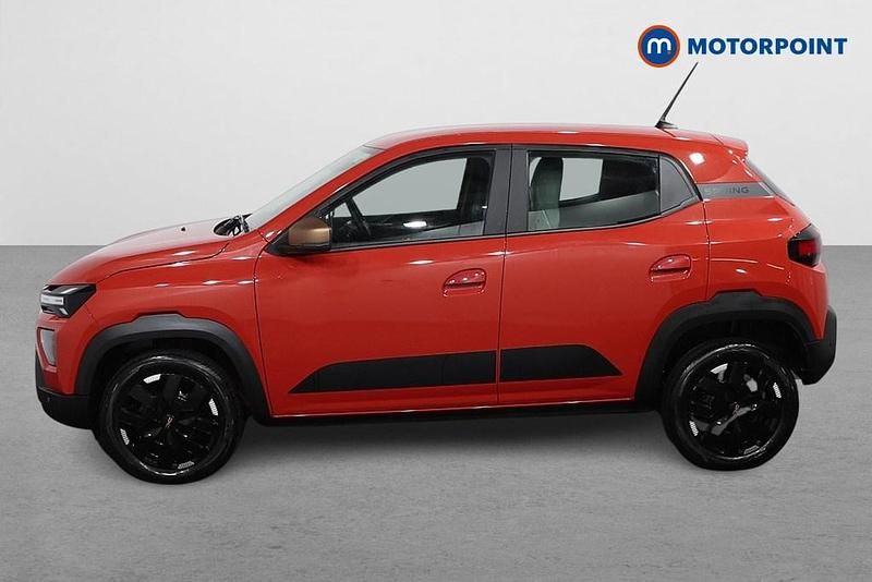 Used Dacia Spring Extreme 47 kW (65 HP) 2024 Red Hatchback