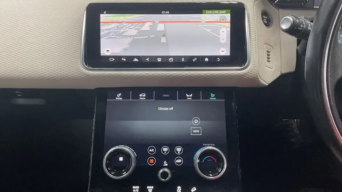 Used Land Rover Range Rover Velar R-Dynamic 180 HP (132 kW) 2019 Grey SUV