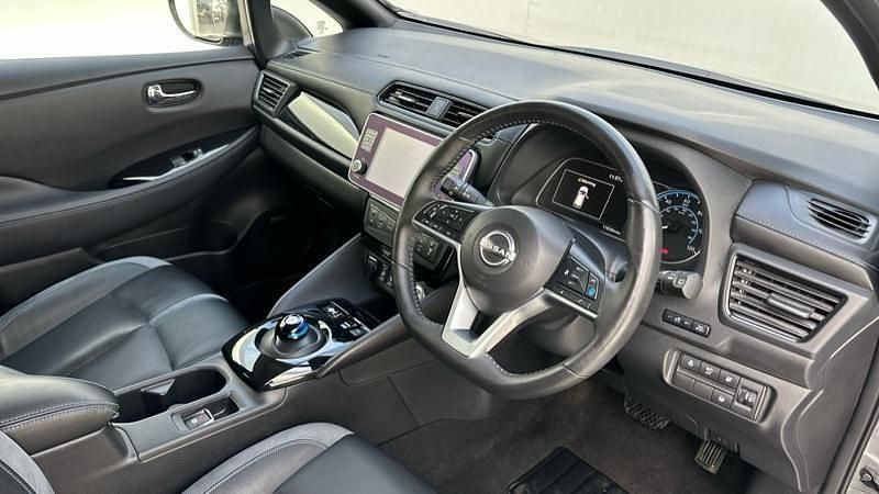 Used Nissan Leaf Tekna 110 kW (150 HP) 2022 Grey Hatchback