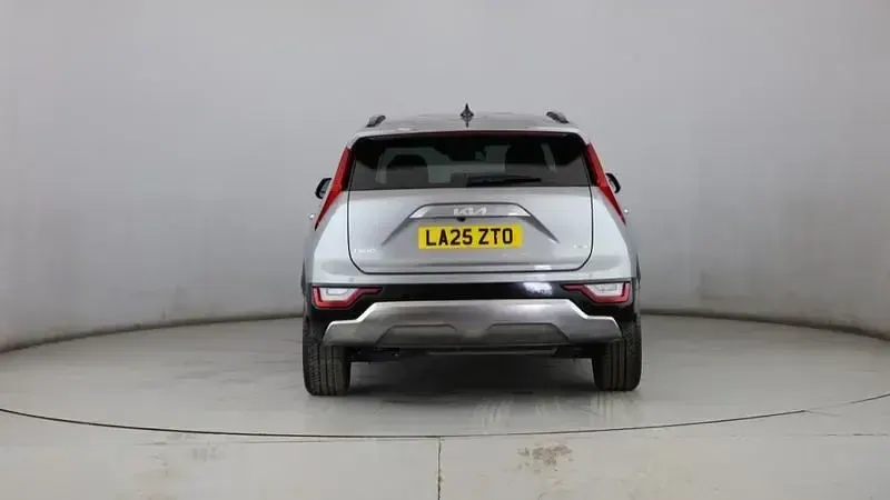 Używany Kia Niro 2025 Szary SUV