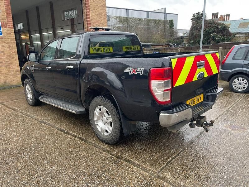 Used Ford Ranger Limited 200 HP (147 kW) 2016 Black Pickup