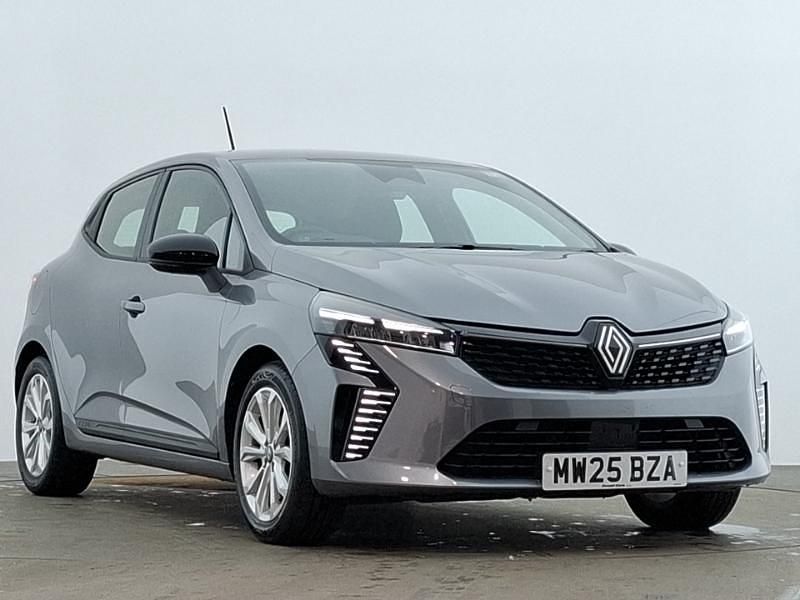 Used Renault Clio V Evolution 143 HP (105 kW) 2025 Grey Hatchback