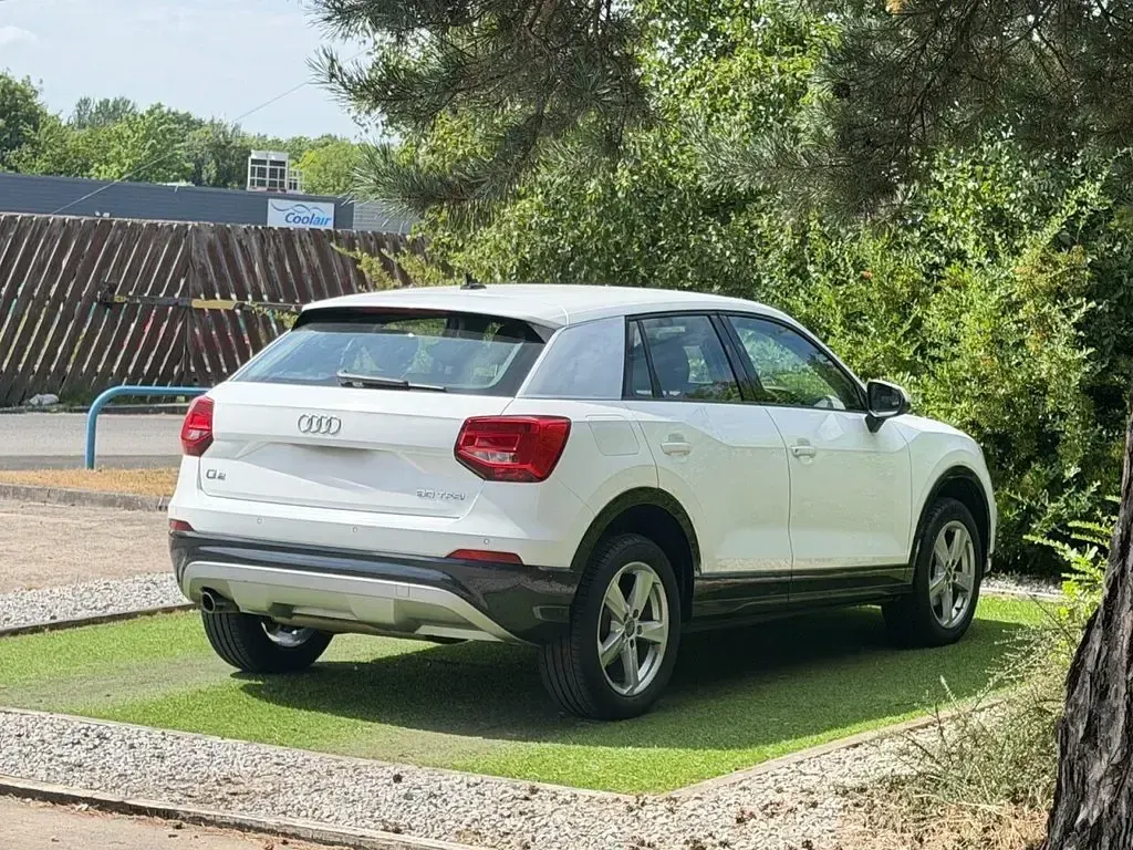 Used Audi Q2 Sport 116 HP (85 kW) 2019 White SUV