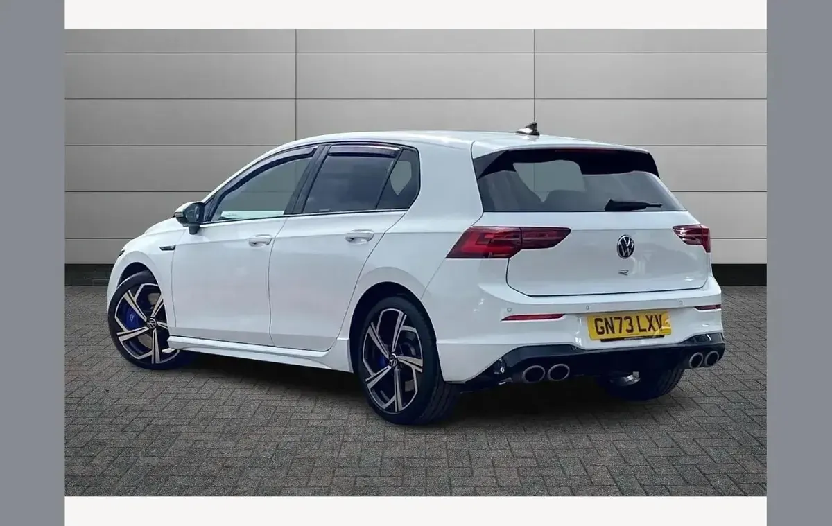Used VW Golf VIII R 320 HP (235 kW) 2024 Pure white Hatchback