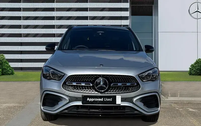 New Mercedes GLA250 AMG Line Premium Plus 218 HP (160 kW) 2026 Silver SUV