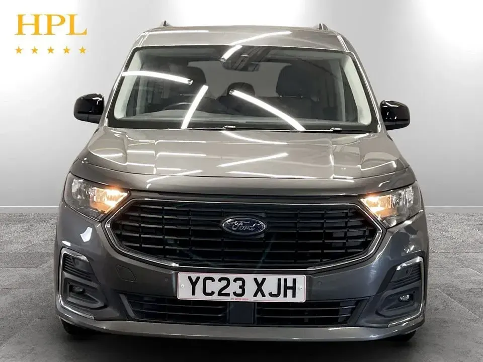 Used Ford Tourneo Connect Titanium 122 HP (89 kW) 2023 Grey MPV