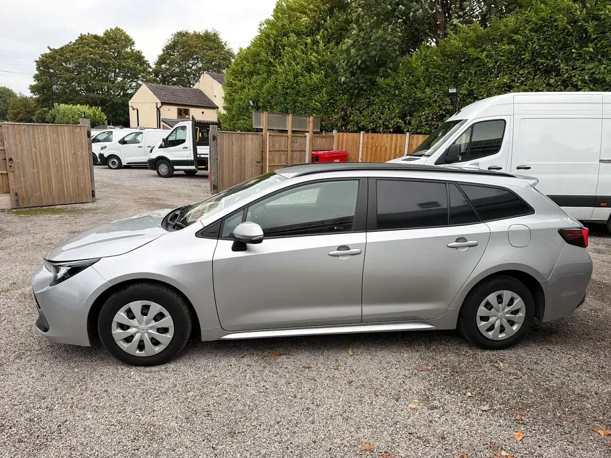 Used Toyota Corolla 138 HP (101 kW) 2023 Silver