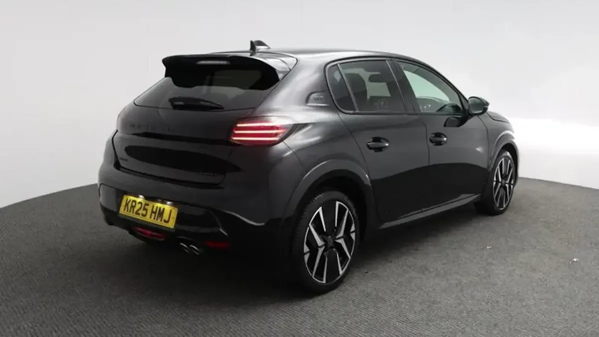Used Peugeot 208 GT 134 HP (98 kW) 2025 Black Hatchback