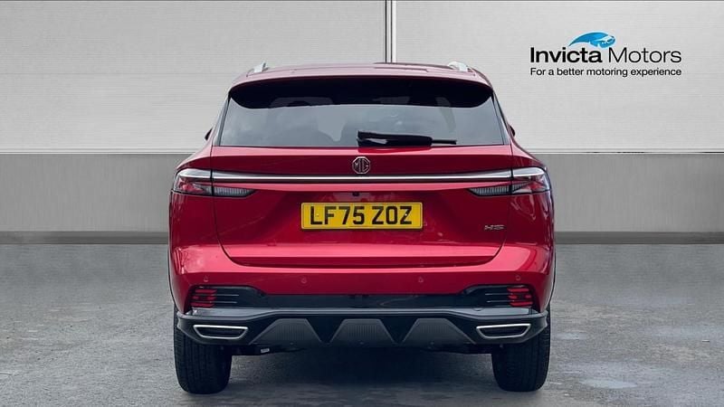 New MG HS Trophy 169 HP (124 kW) 2026 Dynamic red SUV