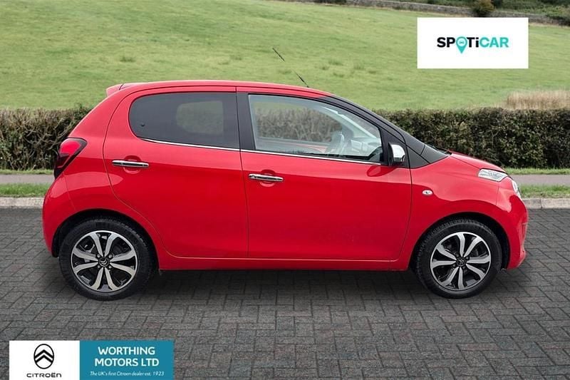 Used Citroën C1 Shine 71 HP (52 kW) 2021 Red Hatchback