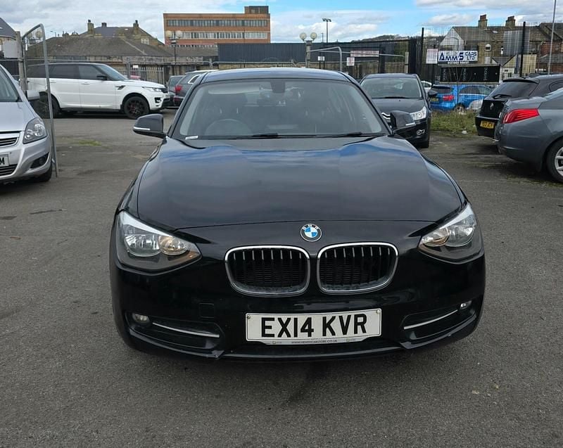 Used BMW 116 Sport Line 2014 Black Hatchback