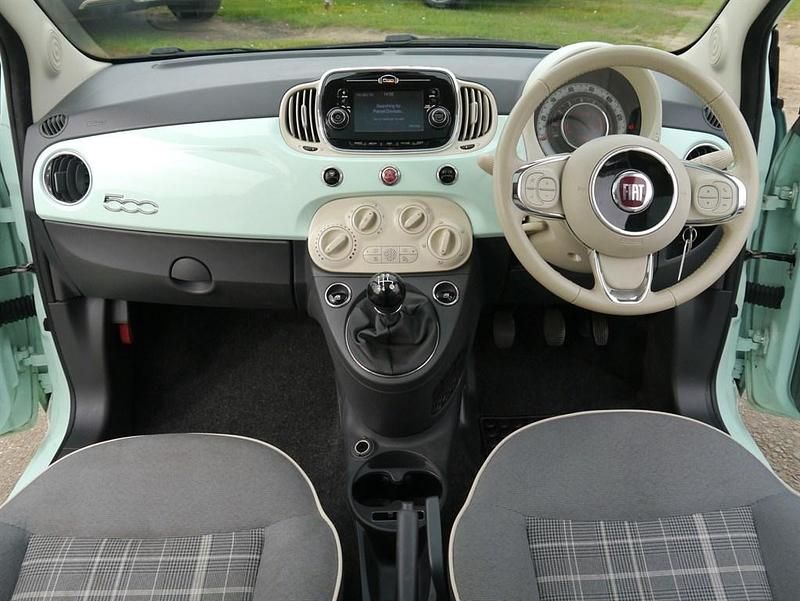 Used Fiat 500 Lounge 69 HP (50 kW) 2016 Latte menta Hatchback