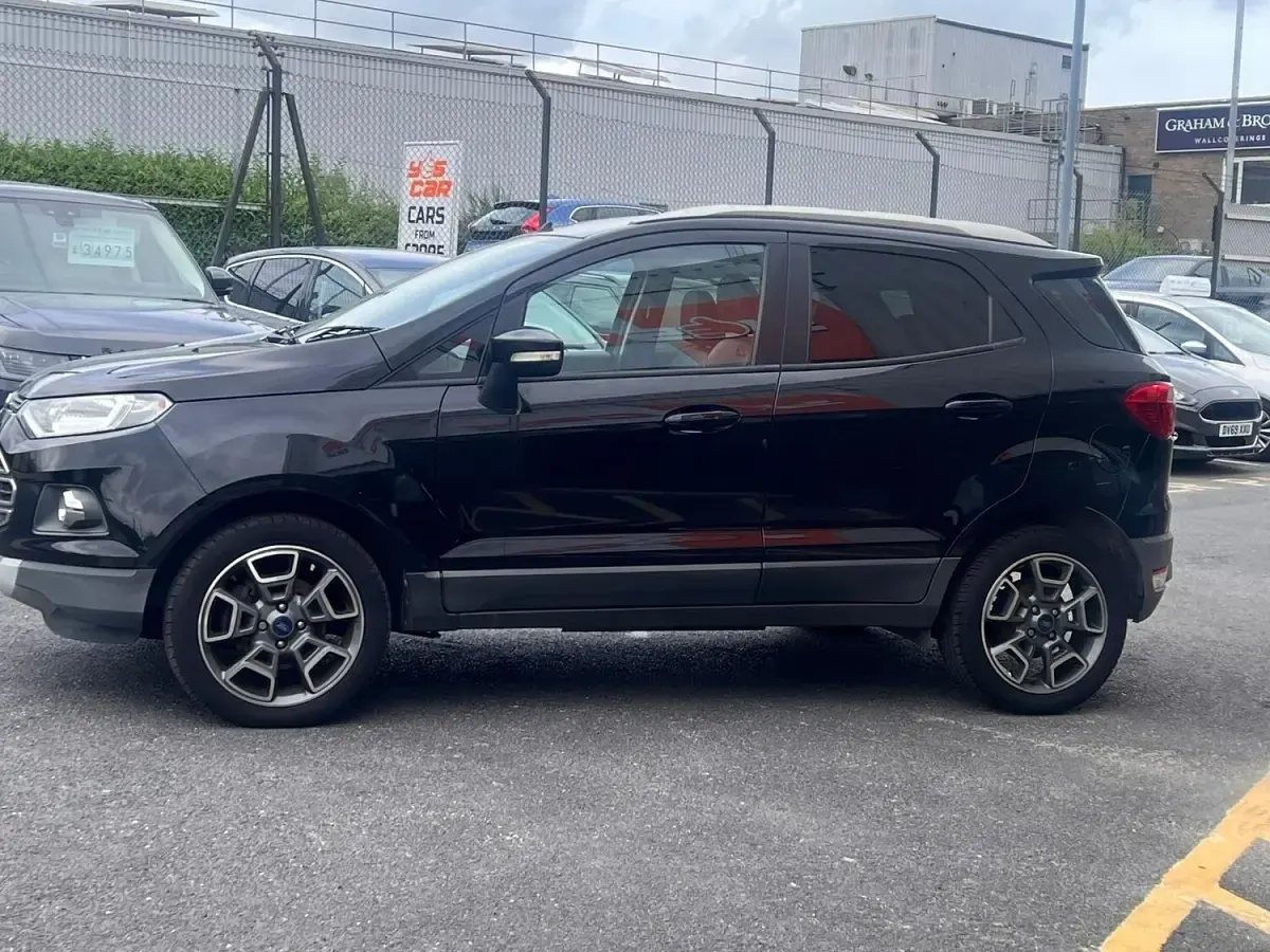 Used Ford Ecosport Titanium 95 HP (69 kW) 2017 Black SUV