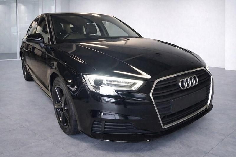 Used Audi A3 Sportback Design 116 HP (85 kW) 2019 Black Hatchback