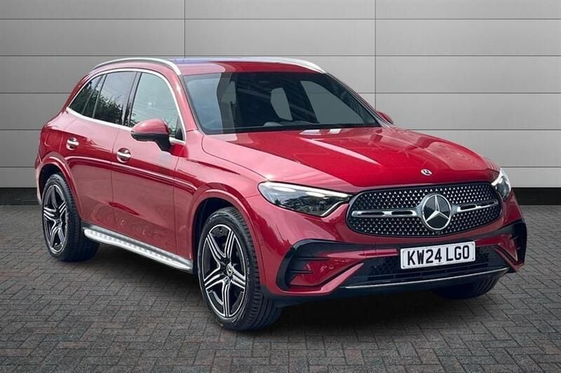 Red Used 2024 Mercedes E300 AMG Line Premium Estate | £46,990 (Good price) - Image 1/4