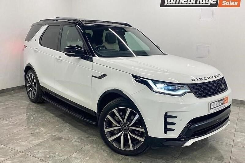 White Used 2022 Land Rover Discovery 5 SE Dynamic SUV | £47,999 (Fair price) - Image 1/1