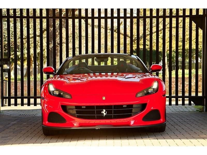 Used Ferrari Portofino 620 HP (456 kW) 2023 Red Cabriolet