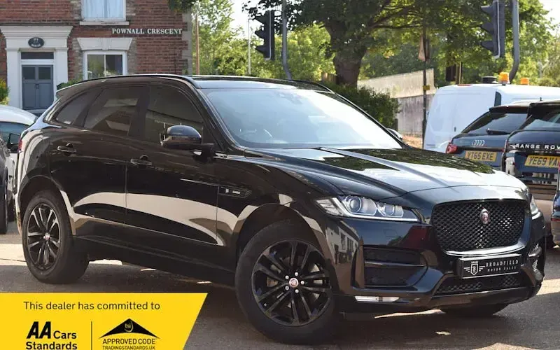 Used Jaguar F-Pace R-Sport 180 HP (132 kW) 2017 SUV