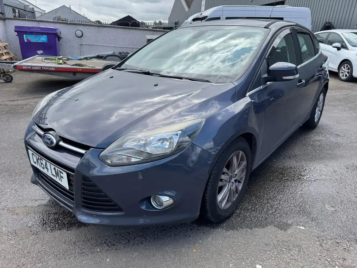 Used Ford Focus Titanium 113 HP (83 kW) 2014 Grey Hatchback