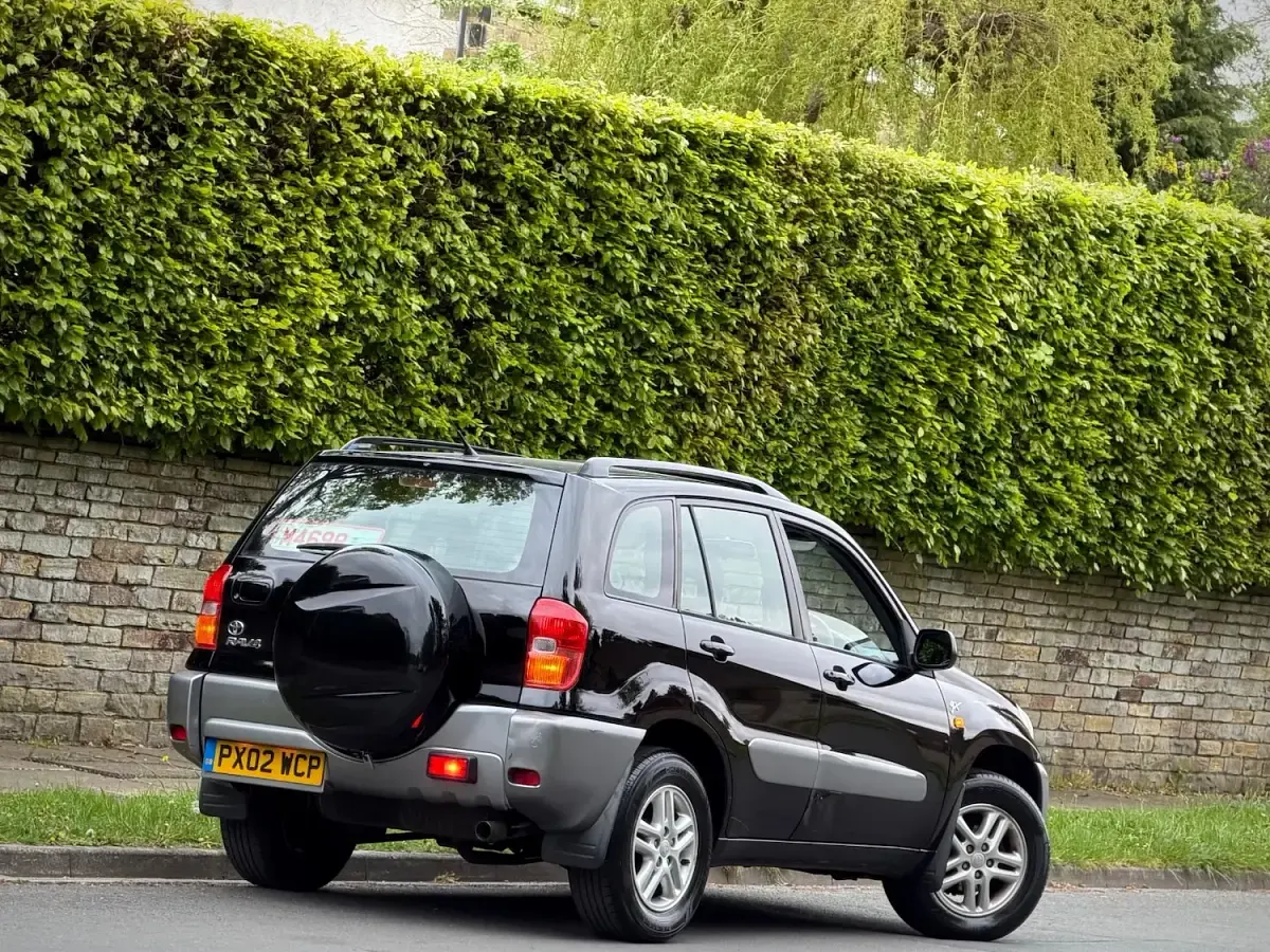 Used Toyota RAV4 2002 Black SUV
