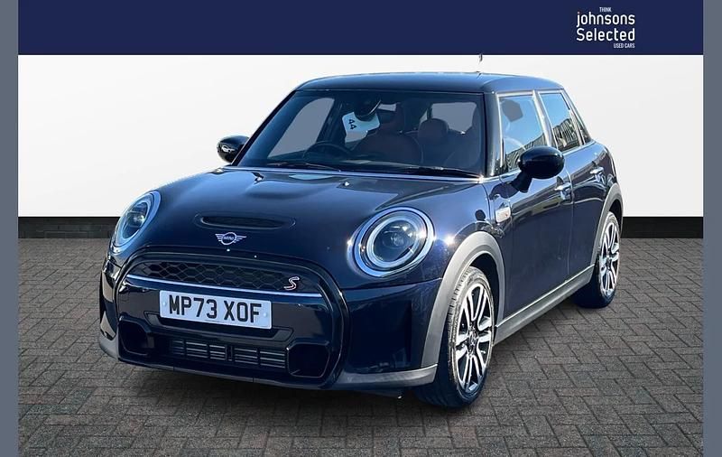 Używany Mini Cooper S Exclusive 176 KM (129 kW) 2024 Other Hatchback