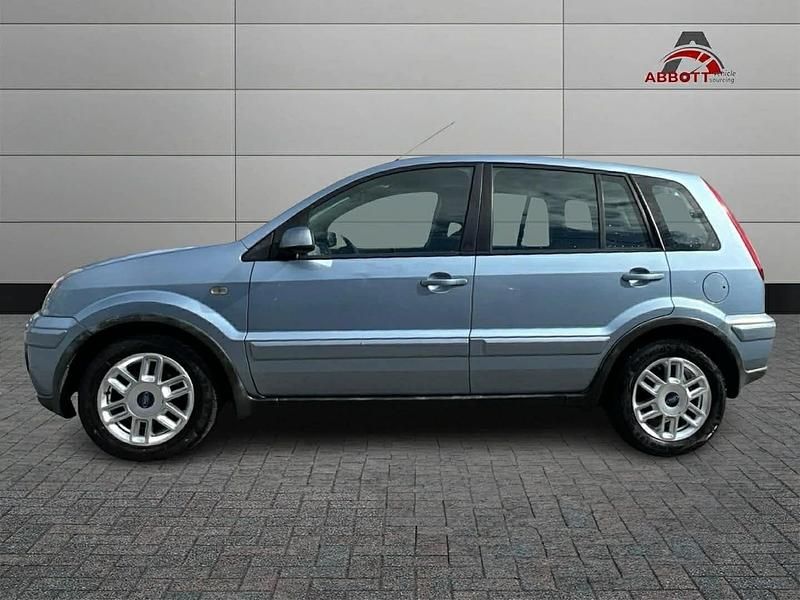 Used Ford Fusion Zetec 99 HP (72 kW) 2007 Blue Hatchback