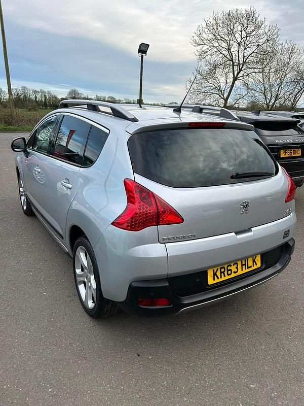 Used Peugeot 3008 Allure 2013 Silver Estate