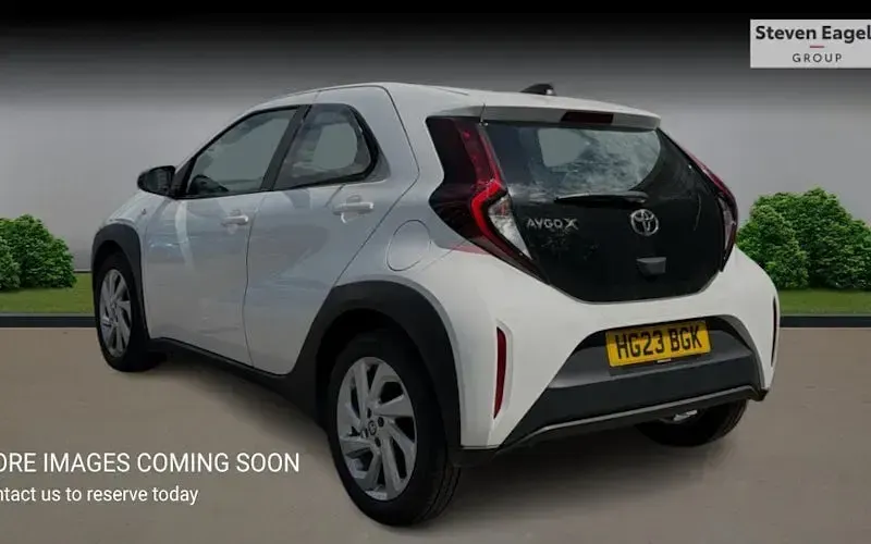 Used Toyota Aygo X PURE 72 HP (52 kW) 2025 SUV