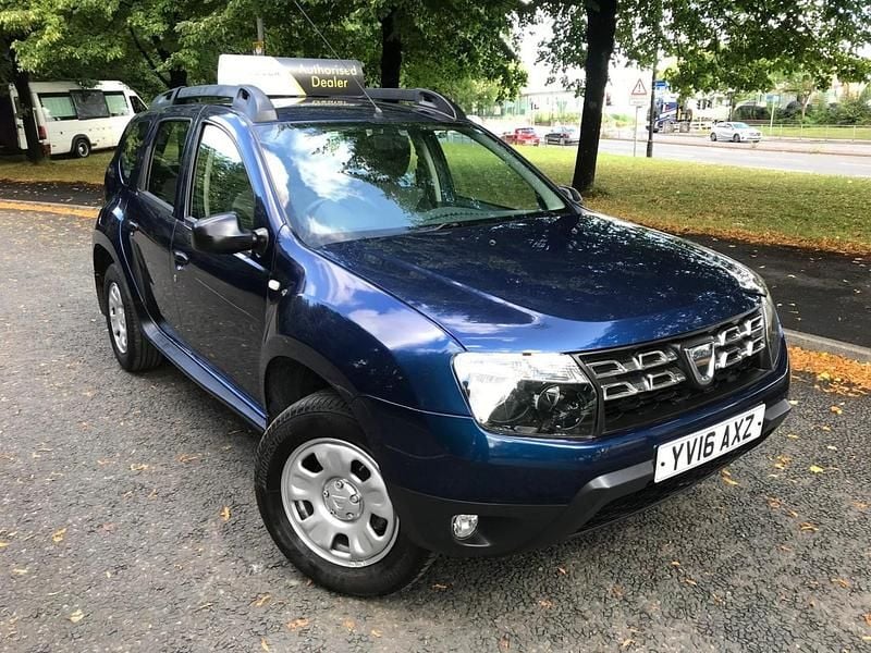 Blue Used 2016 Dacia Duster Ambiance SUV | £4,995 (Fair price) - Image 1/4