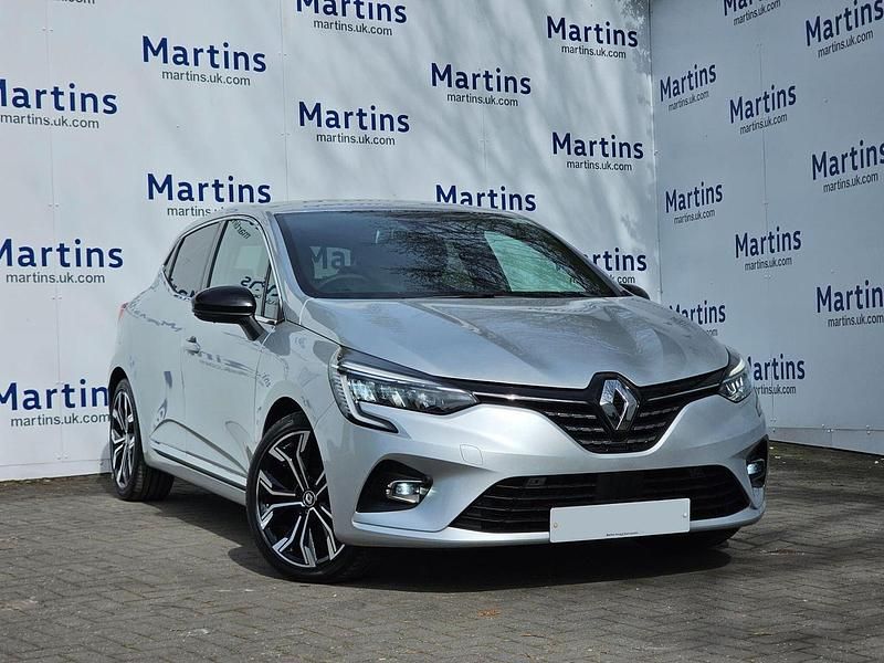 Używany Renault Clio V Techno 145 KM (106 kW) 2023 Srebrny Hatchback