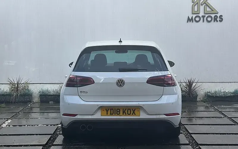 Used VW Golf VII GTD 184 HP (135 kW) 2018 White Hatchback
