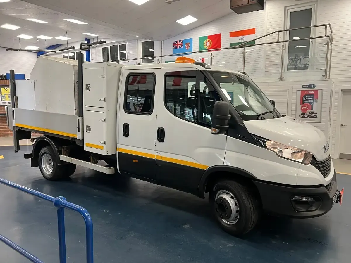 Used Iveco Daily 160 HP (117 kW) 2020 White