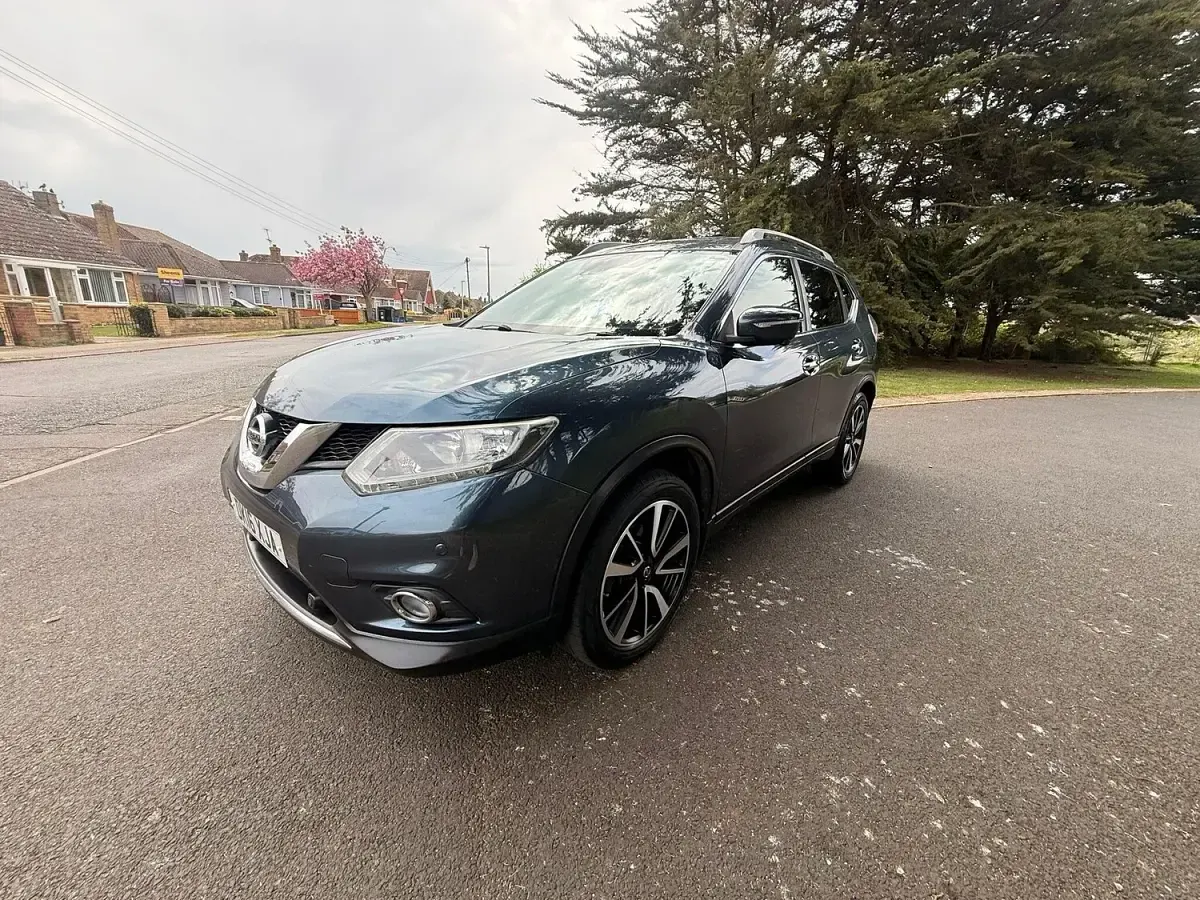 Used Nissan X-Trail N-TEC 130 HP (95 kW) 2016 Blue SUV